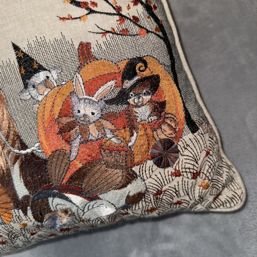 Pier 1 One Pillow Fall Halloween‎ Embroidered Dogs & Cats In Costumes 15